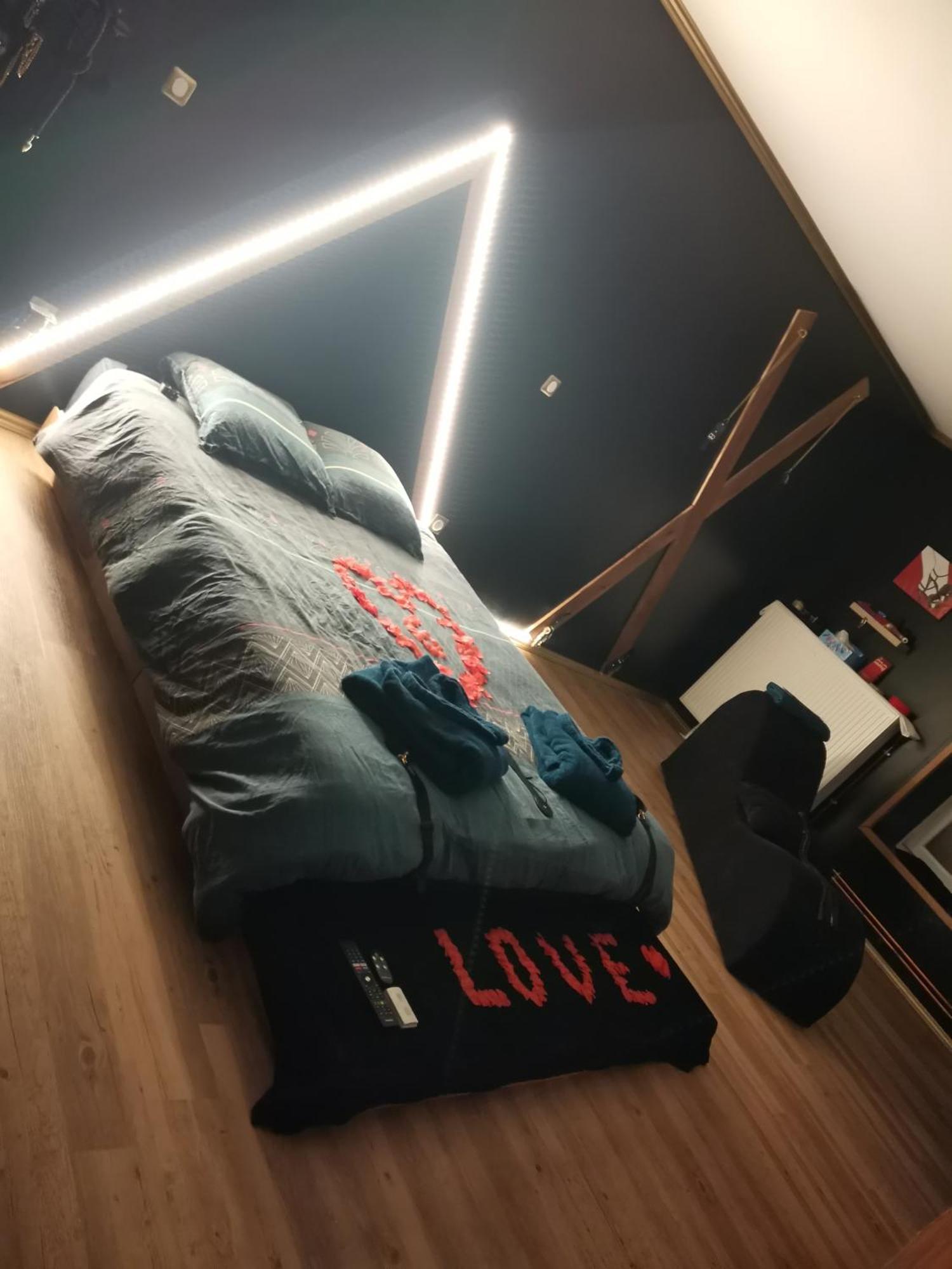Love-Room L'Eden Du Desir Vecqueville 외부 사진